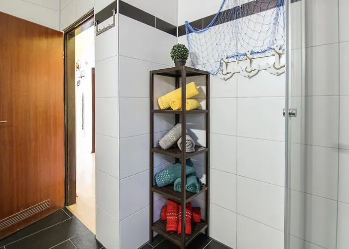 2 Bedroom Cozy In *