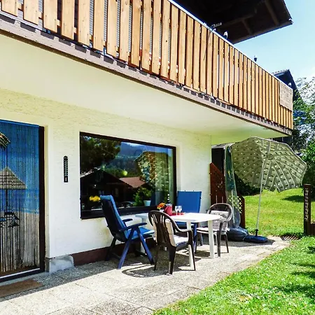 2 Bedroom Cozy In Appartement *