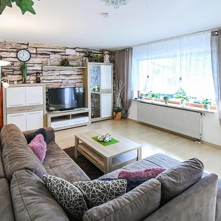아파트 2 Bedroom Cozy In 아라흐