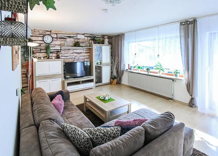 アパート 2 Bedroom Cozy In アルラッハ